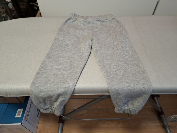 Joli ensemble fille 4 ans veste polaire Quechua et bas survêtement Energetics très bon état - photo numéro 8