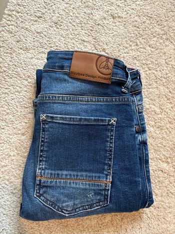 Jean à boutons taille 34