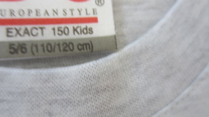 Tee shirt neuf 5/6 ans - photo numéro 3