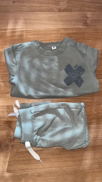 Haut/ bas de jogging kaki 12 mois (80cm) zeeman