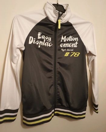 Veste Grise et Blanche In Extenso