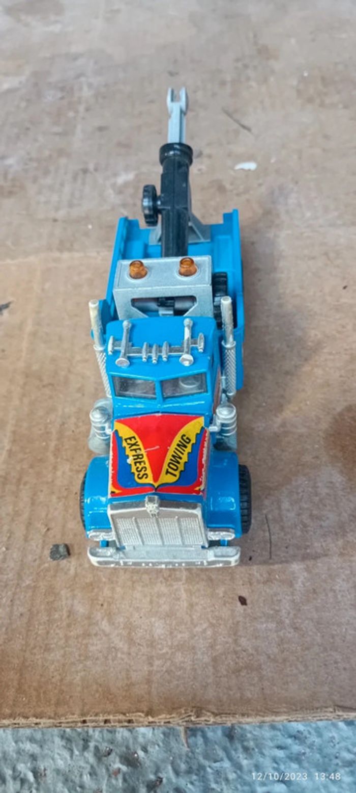 Camion Majorette Kenworth 1/47 made in France - photo numéro 3