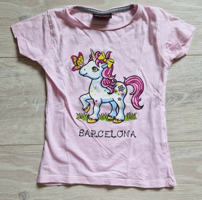 Tee shirt rose licorne 3 et 4 ans