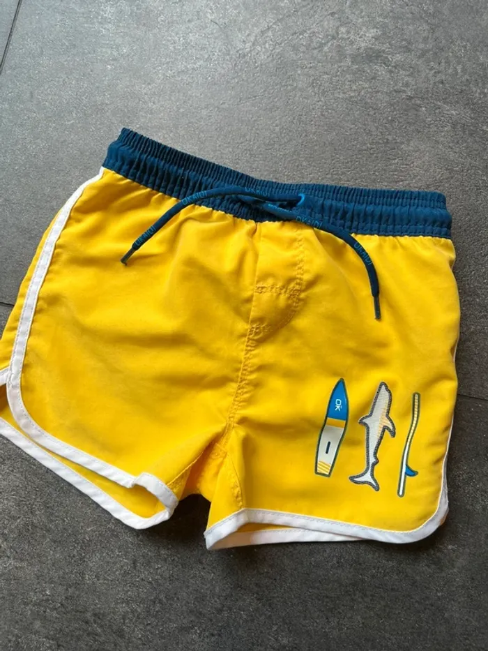 Short de bain garçon Okaidi 3 ans