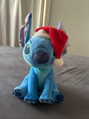 Peluche stich interactif
