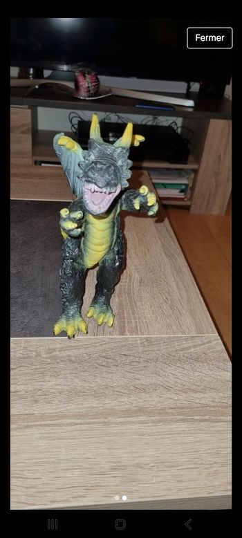 Figurine dragon