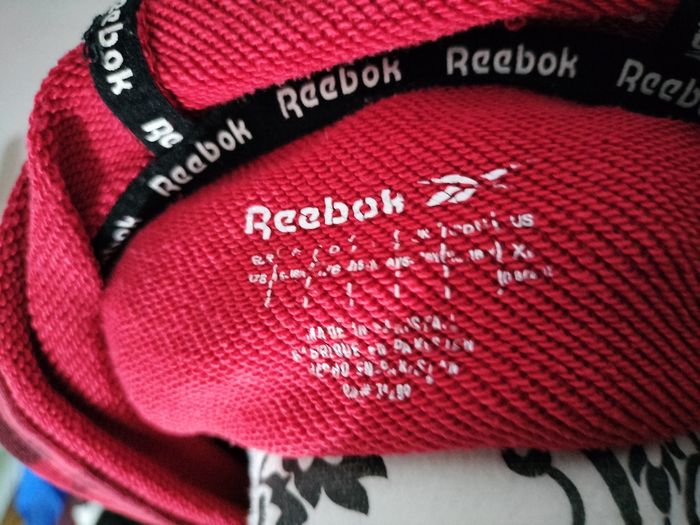 Sweat à capuche Reebok T.S ou 16 ans - photo numéro 6
