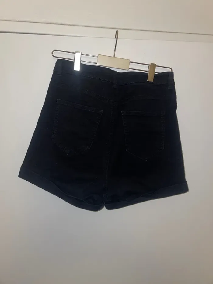 Short jean noir H&M 38 - photo numéro 3