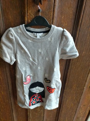 Très jolie robe Marc Jacobs 4 ans