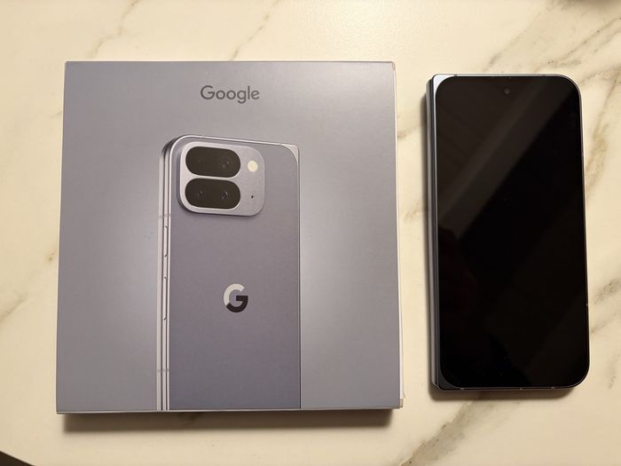 Google Pixel 10 Pro Fold 256 Go Moonstone - emballage d'origine et facture A 680€ / - photo numéro 3