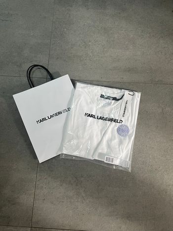 T-shirt Karl Lagerfeld blanc neuf avec étiquette - Taille S