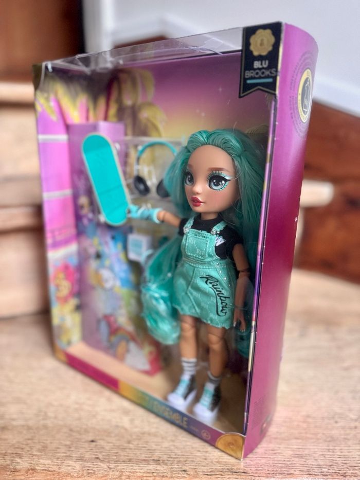 Blu Rainbow High - photo numéro 4