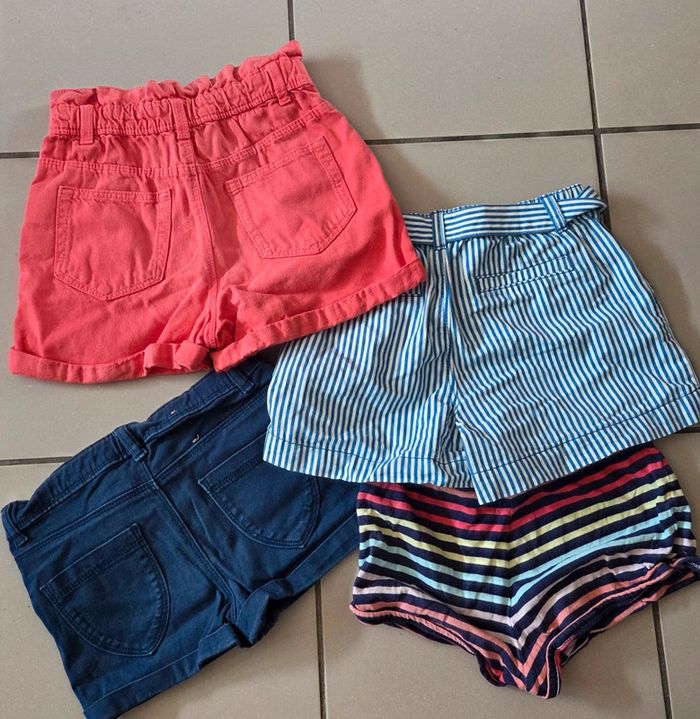 Lots 4 shorts T.8 ans - photo numéro 2