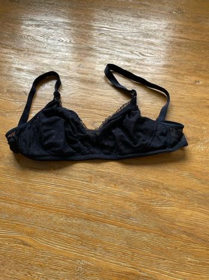 Soutien gorge d’allaitement noir taille 90 B