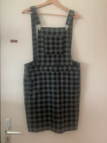 Robe à carreaux à bretelle