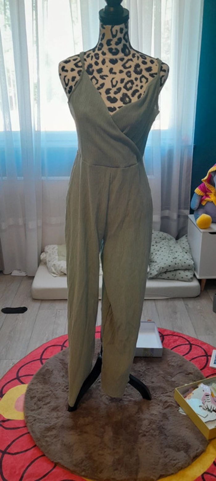 Combinaison pantalon à jambe large - Neuf avec étiquette - Taille 40 de marque Jennyfer ( NN ) - photo numéro 8