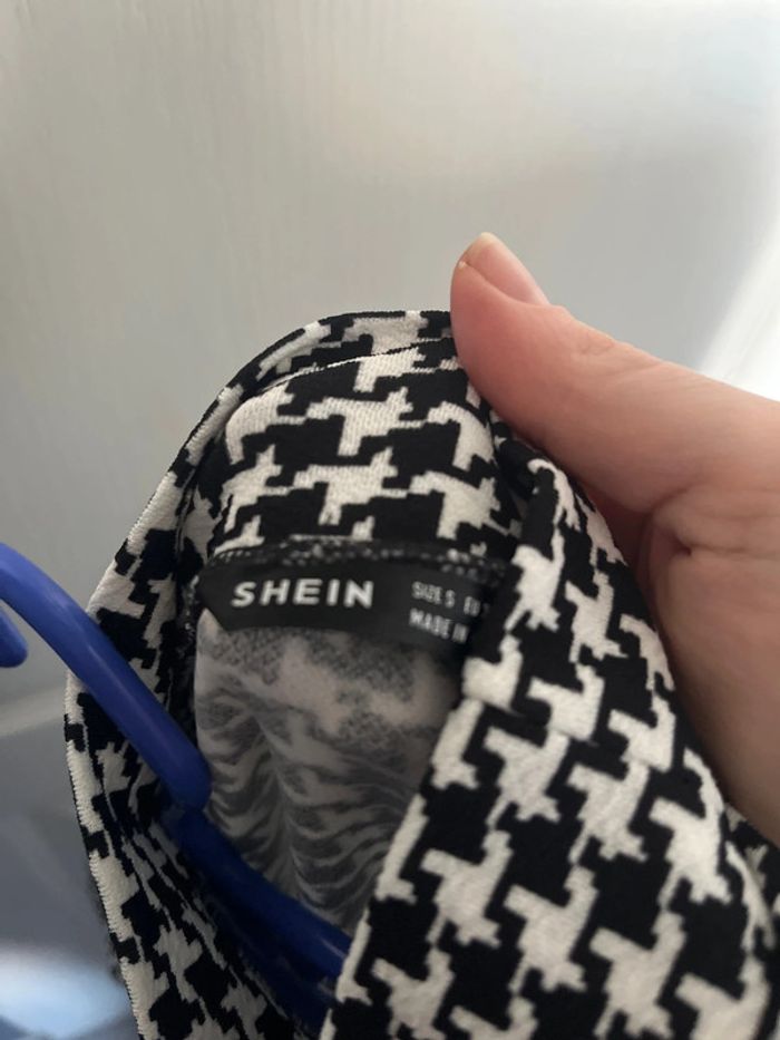 Robe courte SHEIN taille S - photo numéro 3