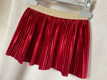 Très jolie petite jupe plissée en velours rouge et or 9-12 mois LC Waikiki
