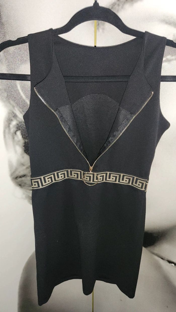 Robe noir - photo numéro 2