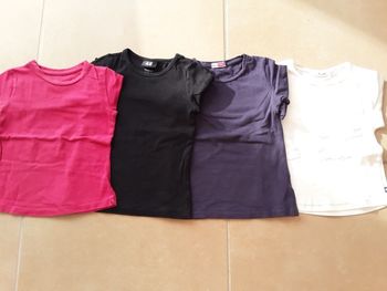 Lot 4 t-shirts ML fille 4 ans TBE
