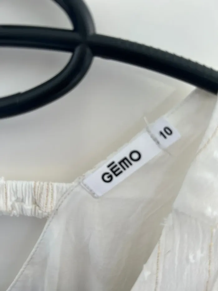 Robe taille 10 ans - photo numéro 3