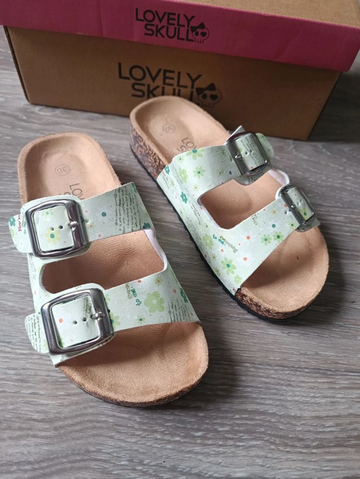 Sandales fleuries 30