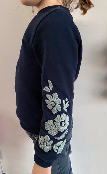 Pull bleu avec broderies Carrément Beau - taille 6 ans