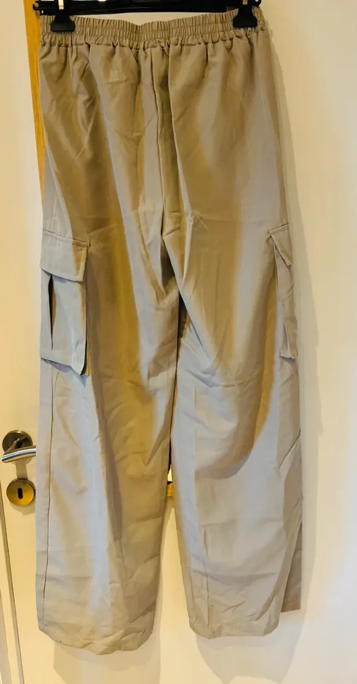 Pantalon - photo numéro 2