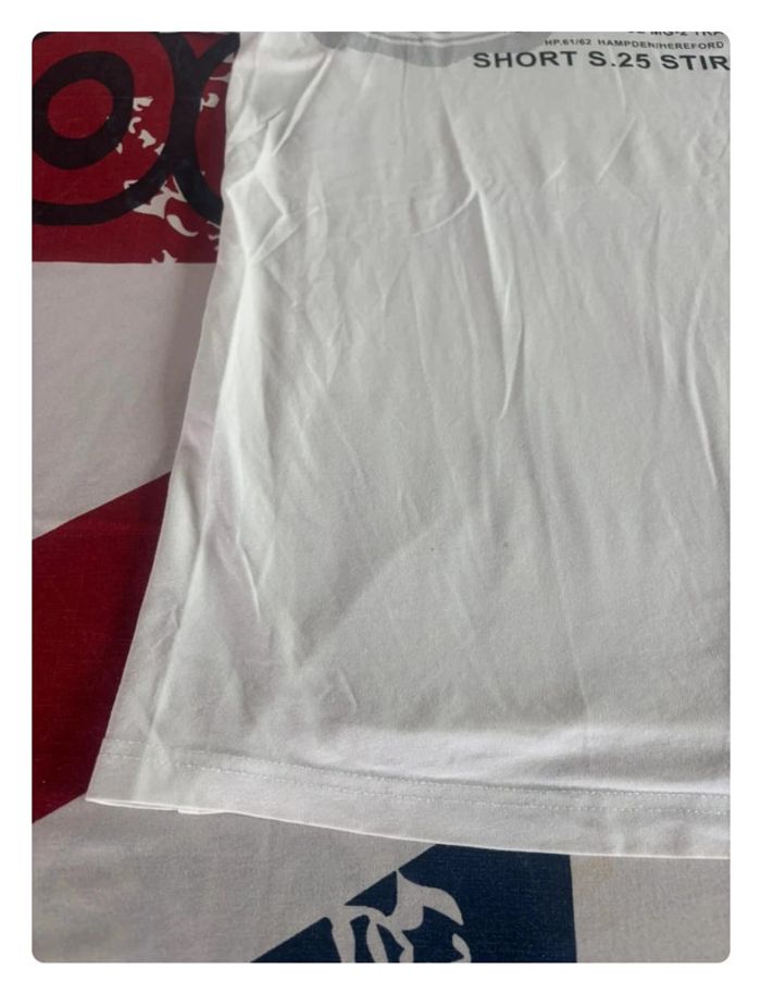 T-shirt col en V Enzo Di Capri taille S - photo numéro 6