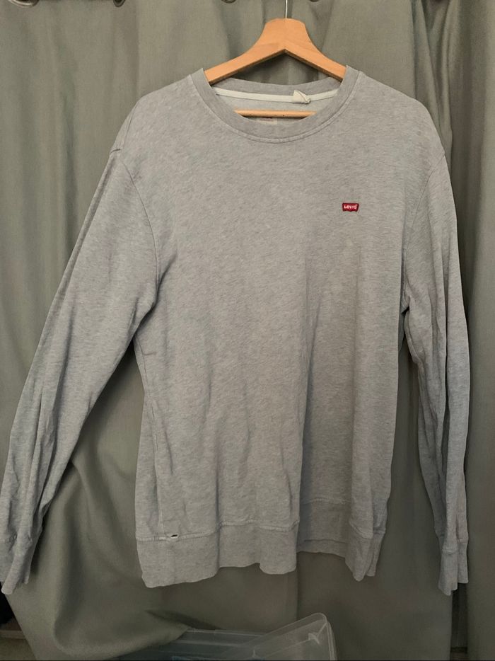Pull Levis - photo numéro 2