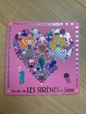 Livre manga Les sirènes Larousse neuf