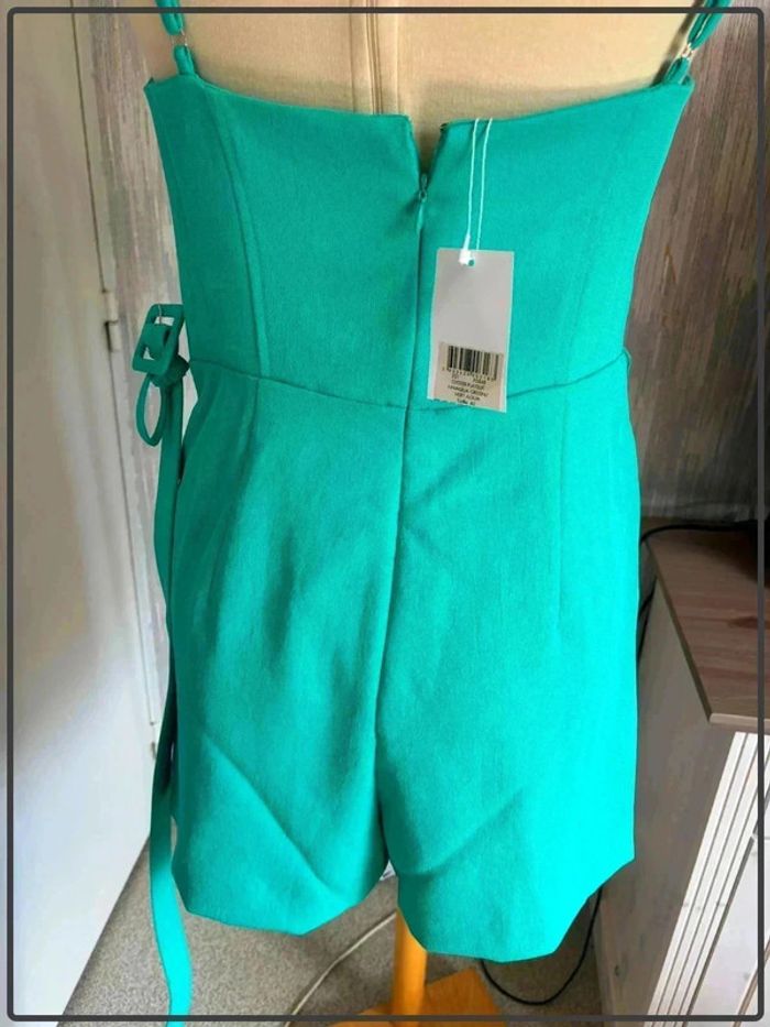 Combishort Oyster Vert d’eau taille 42 marque kookai neuve avec étiquette - photo numéro 4