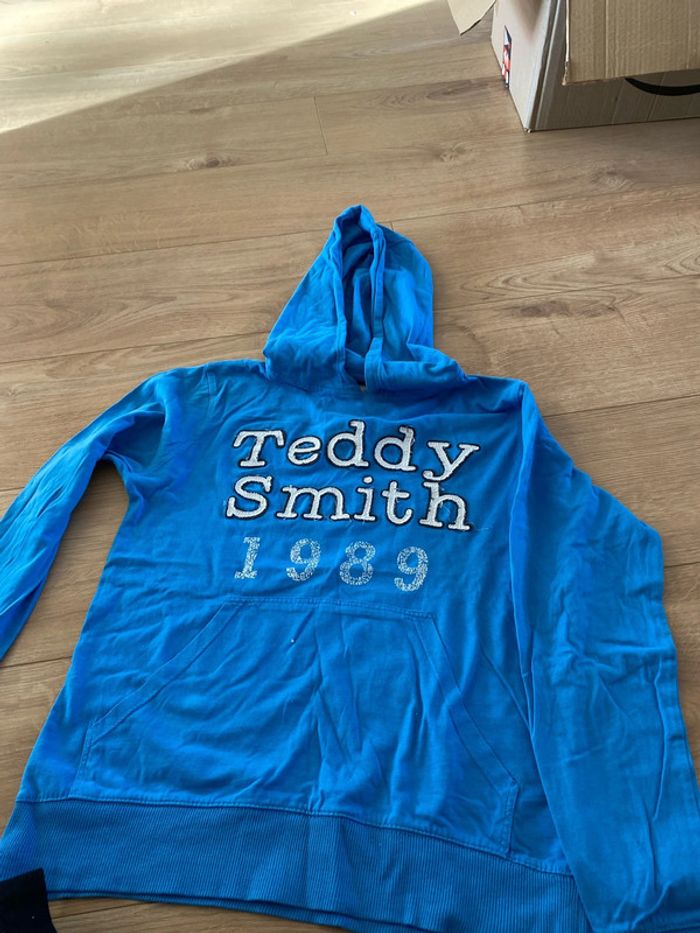 polo à capuche - photo numéro 3