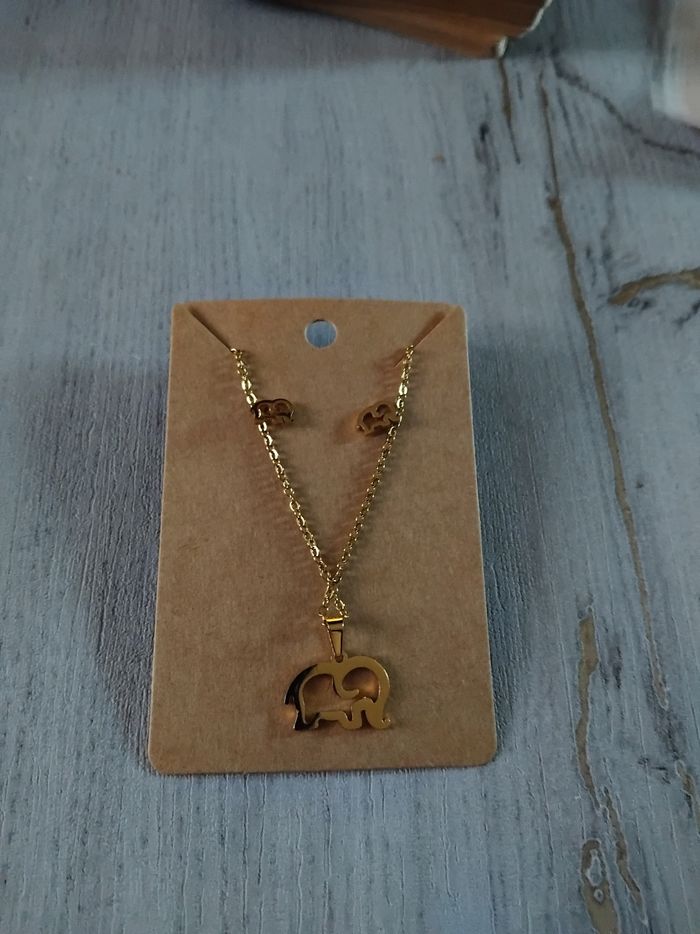 Parrure bijoux neuve