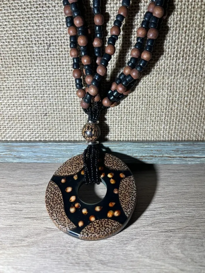 Collier en bois vintage - photo numéro 2