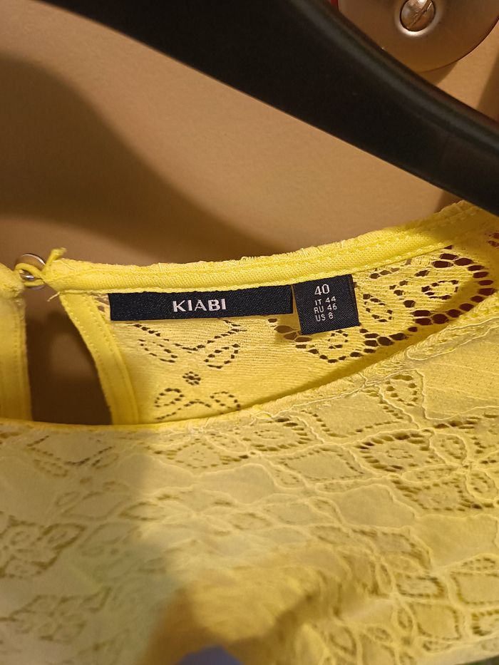 Tshirt jaune broderie dentelle - photo numéro 3