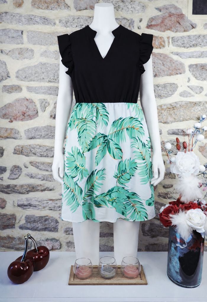 Robe d été dualité chic à imprimé tropical exotique noir et multicolore Femme taille 52 marque Missguided 🪷