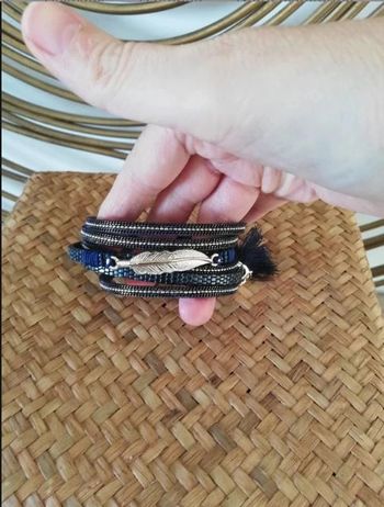 Bracelet multirangs plume