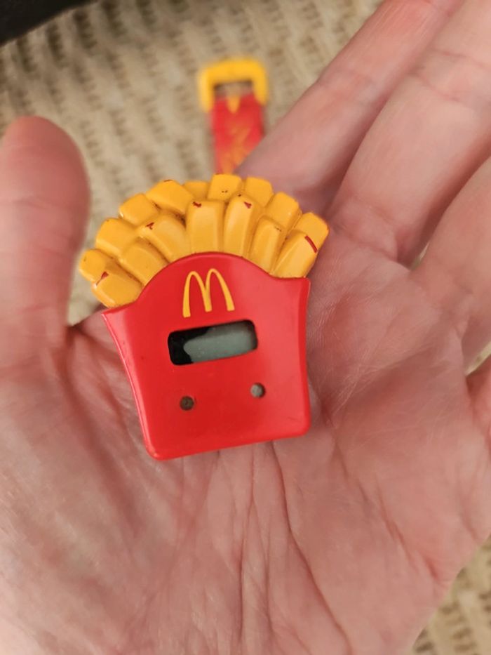 Montre frites McDonald's vintage - photo numéro 10