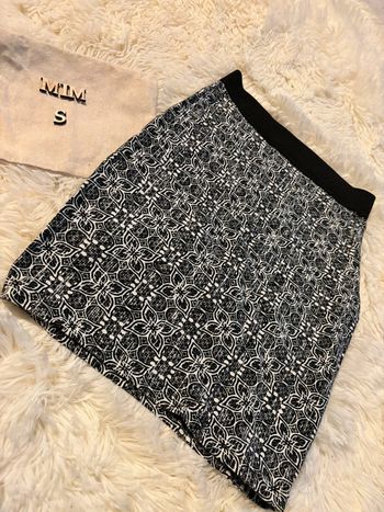 Jupe noir et blanche