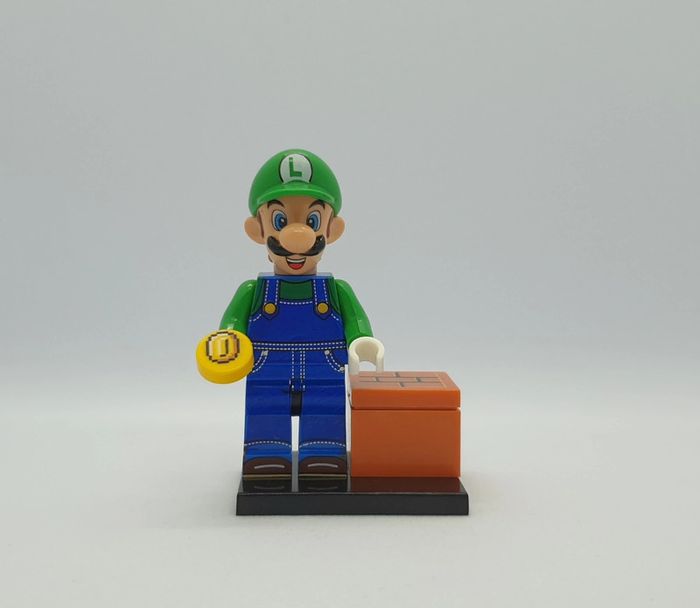 🍄 Figurine Super Mario - Luigi avec une Brique - (Style Lego) 🍄