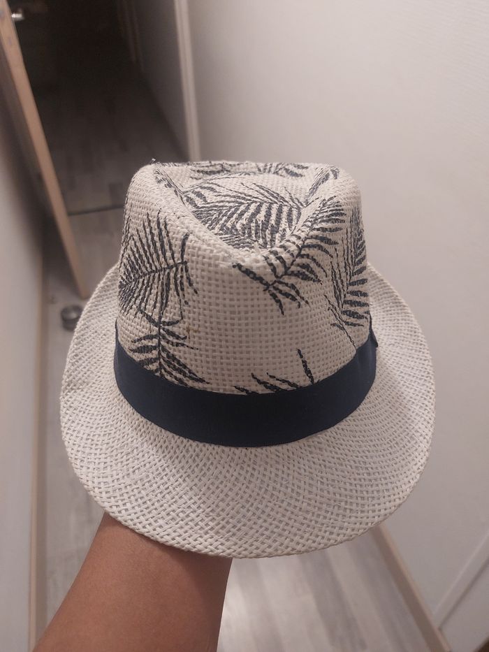 Chapeau