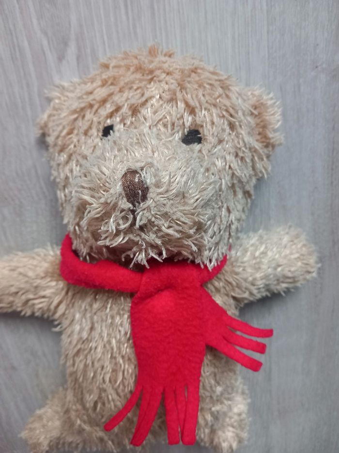 Doudou ourson avec écharpe rouge - photo numéro 2