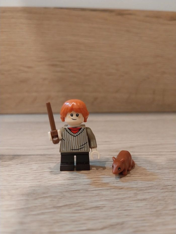 Figurine type lego Ron Weasley Harry Potter