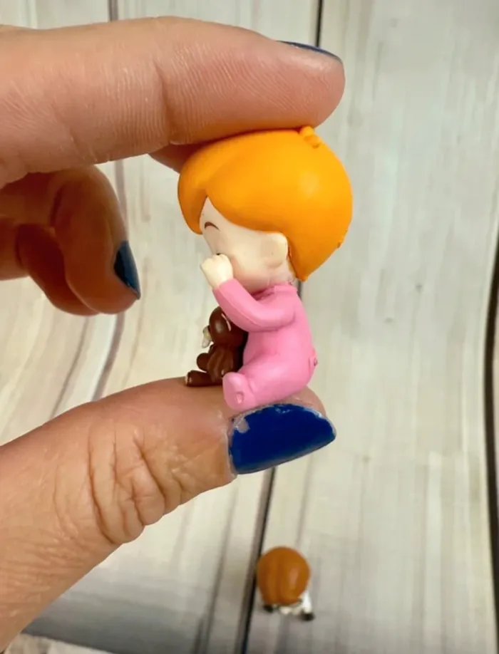 figurines Disney gashapon Michel et Jean Darling de Peter Pan import Japon - photo numéro 4