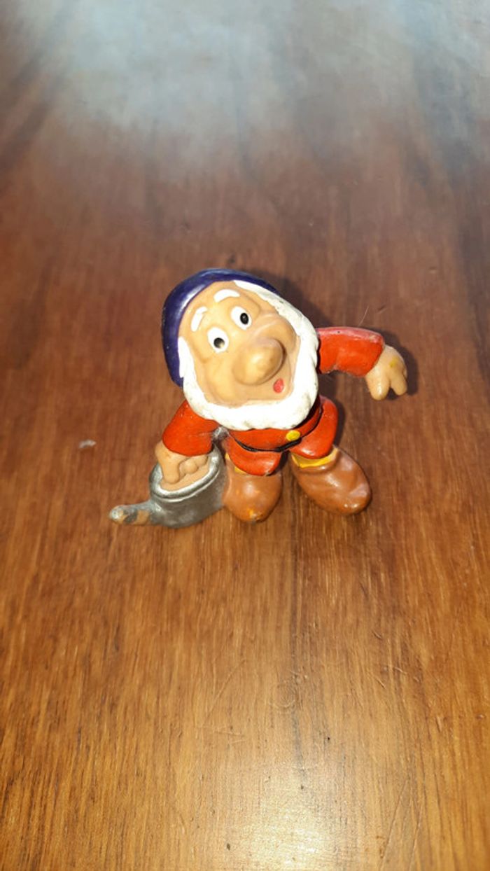 Figurine blanche (le graicheu) - photo numéro 2