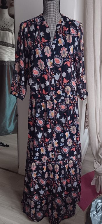 Robe boutonnée avec imprimés 