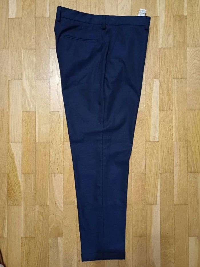 Costume Zara en très bon état - photo numéro 9