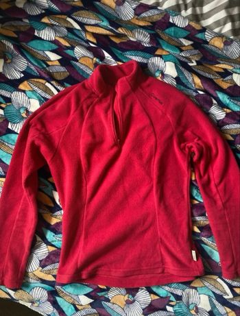 Pull rouge Quechua