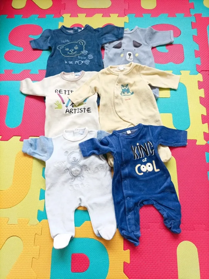 Lot de 6 pyjamas naissance